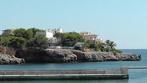 Ein Traumanwesen in Mallorca ist mit dem Low Cost Weltenbummler sehr günstig zu ergattern